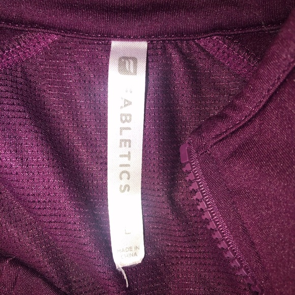 Fabletics Zip-Up - Picture 3 of 3